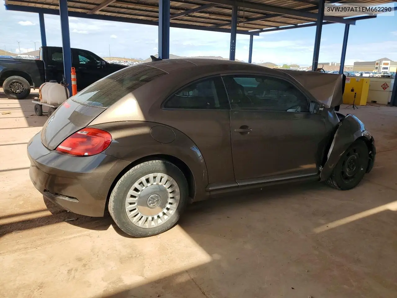 2014 Volkswagen Beetle VIN: 3VWJ07AT1EM662290 Lot: 61810636