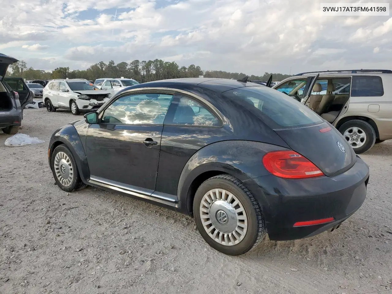 3VWJ17AT3FM641598 2015 Volkswagen Beetle 1.8T