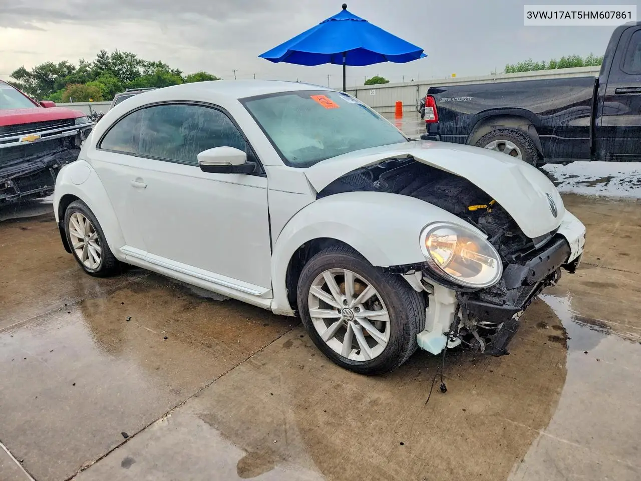 2017 Volkswagen Beetle Se VIN: 3VWJ17AT5HM607861 Lot: 60700966