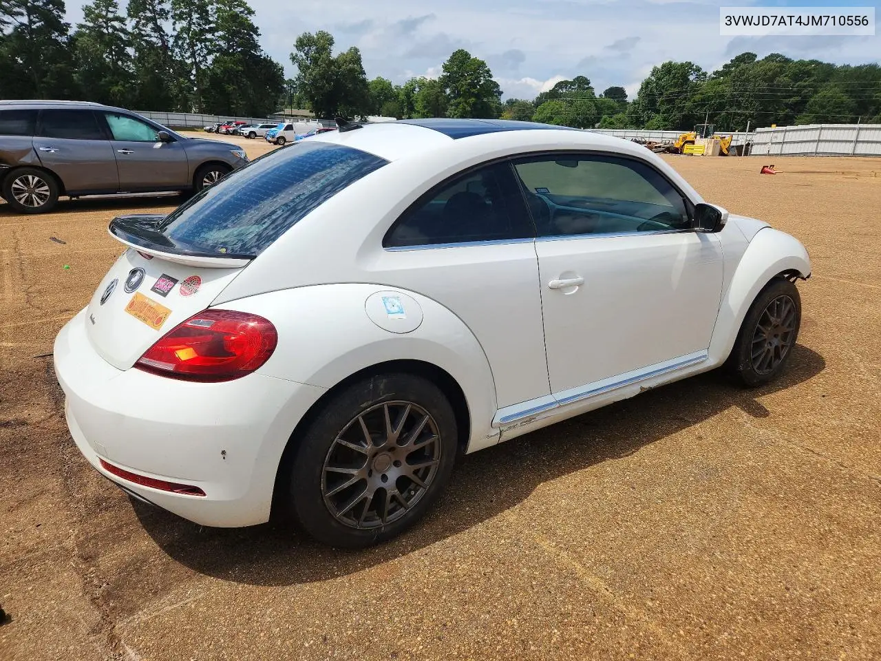 2018 Volkswagen Beetle Se VIN: 3VWJD7AT4JM710556 Lot: 59984766