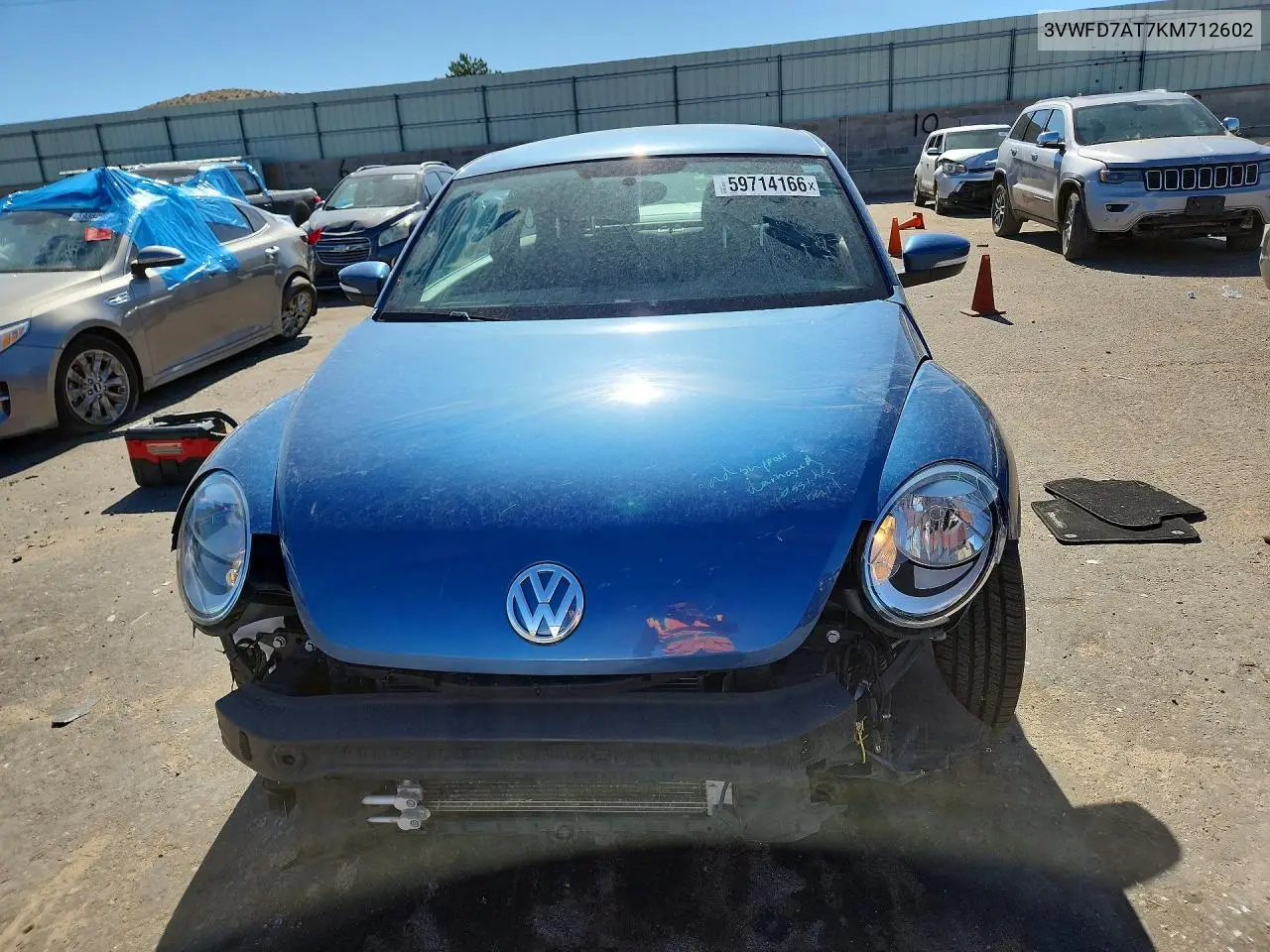 2019 Volkswagen Beetle S VIN: 3VWFD7AT7KM712602 Lot: 59714166