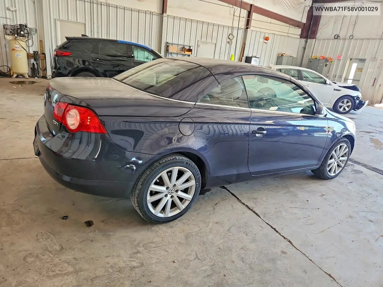 2008 Volkswagen Eos Turbo/Komfort VIN: WVWBA71F58V001029 Lot: 60666486