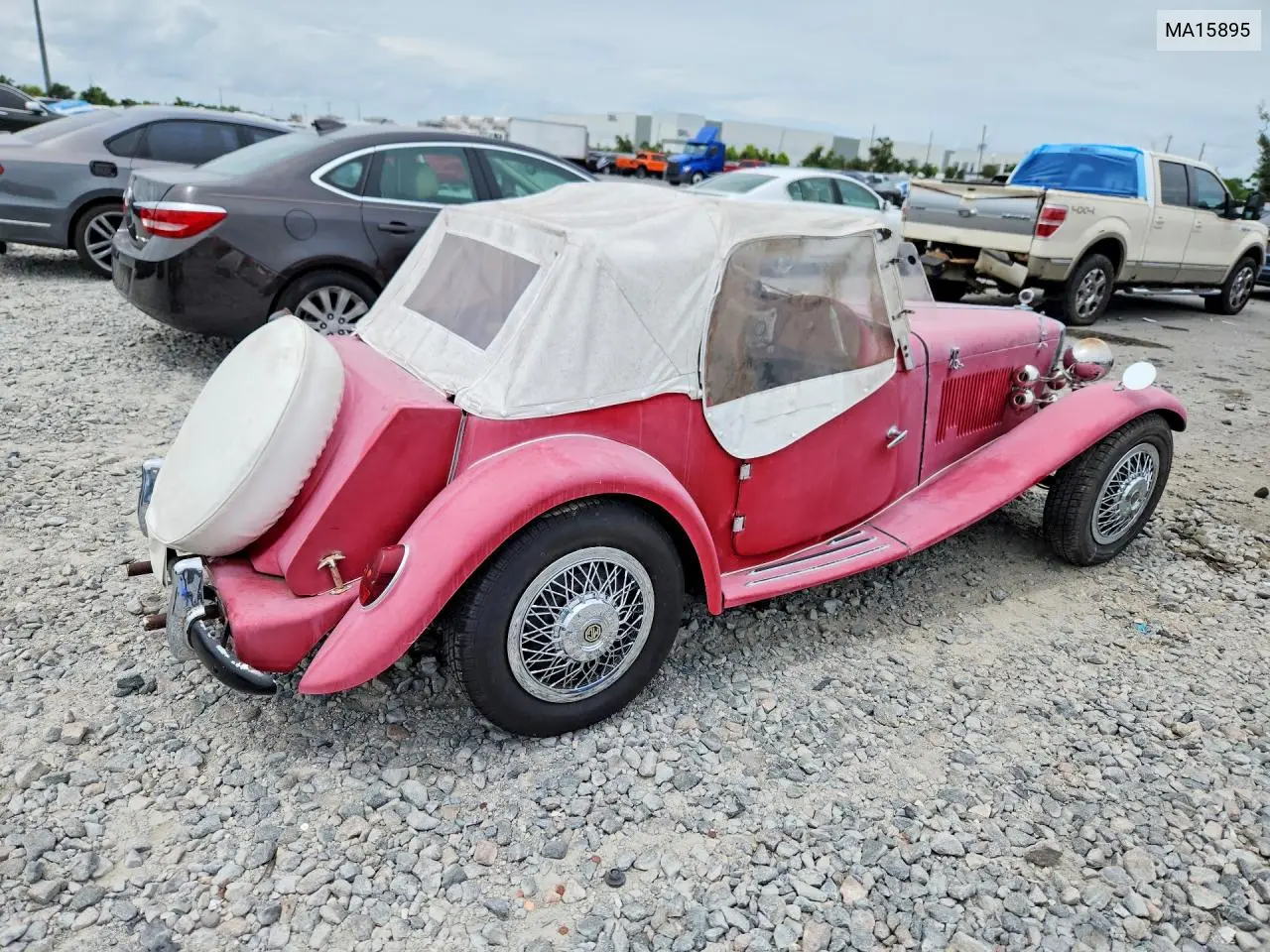 1981 Fiberfab Kitcar VIN: MA15895 Lot: 56675826