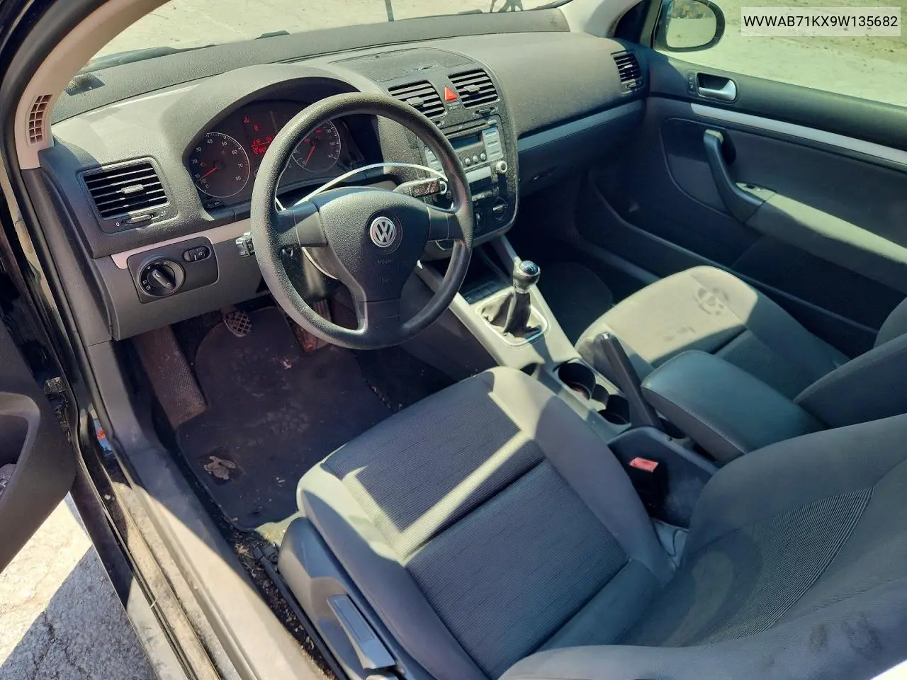 2009 Volkswagen Rabbit VIN: WVWAB71KX9W135682 Lot: 60746026