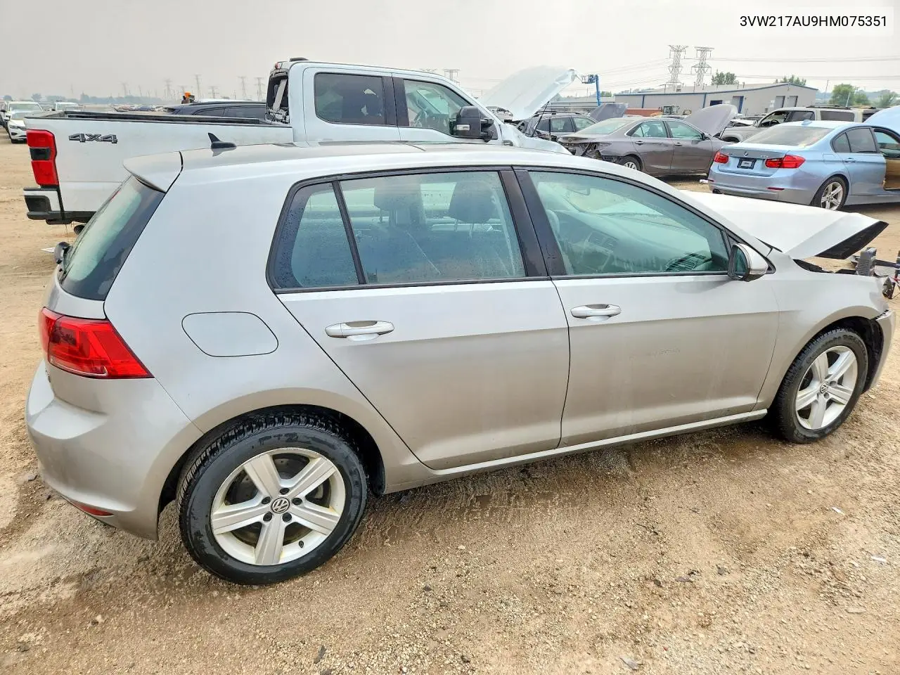 2017 Volkswagen Golf S VIN: 3VW217AU9HM075351 Lot: 61319576