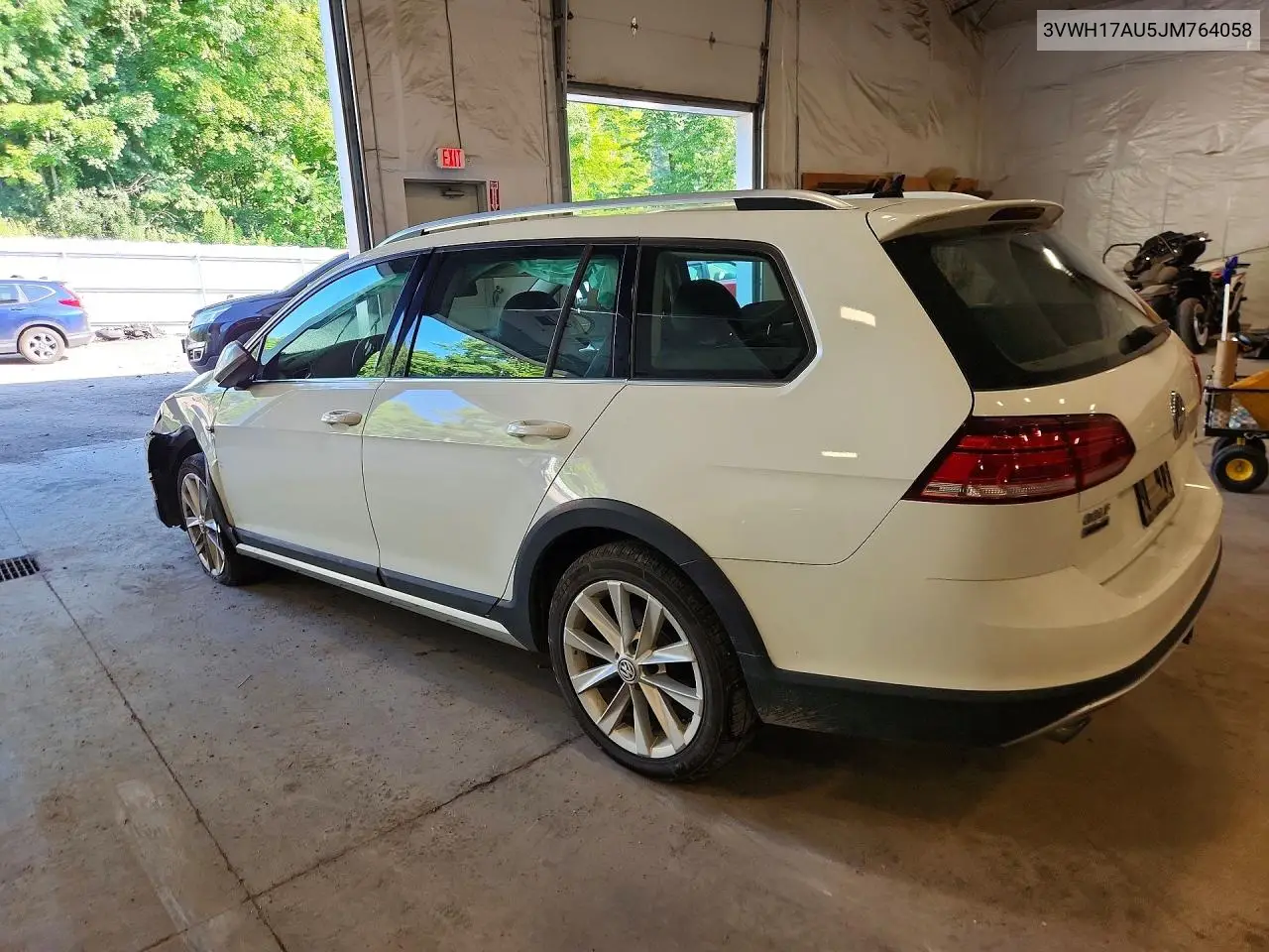 2018 Volkswagen Golf Alltrack S VIN: 3VWH17AU5JM764058 Lot: 60165386