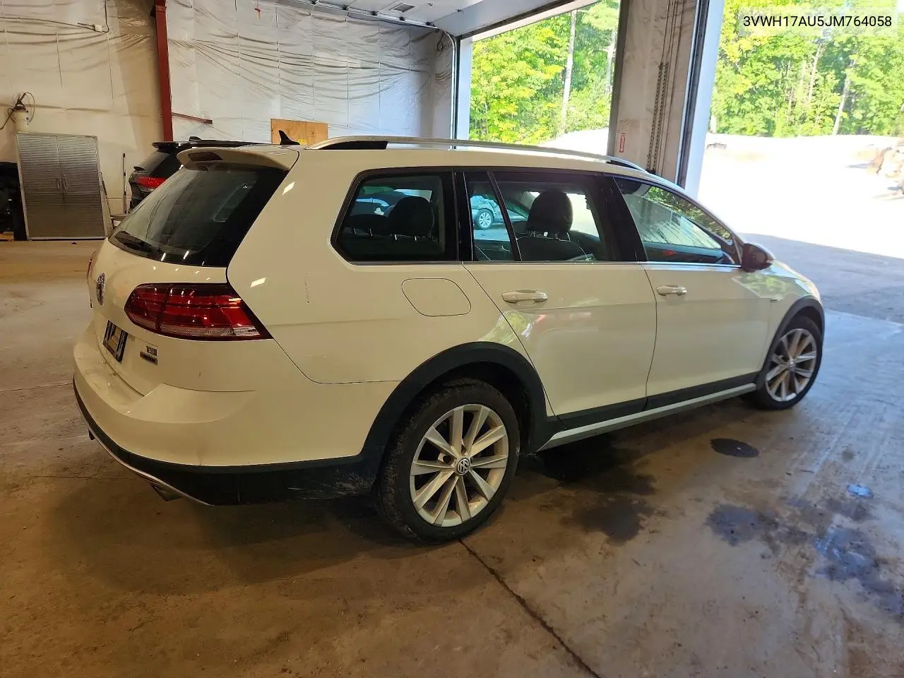 2018 Volkswagen Golf Alltrack S VIN: 3VWH17AU5JM764058 Lot: 60165386