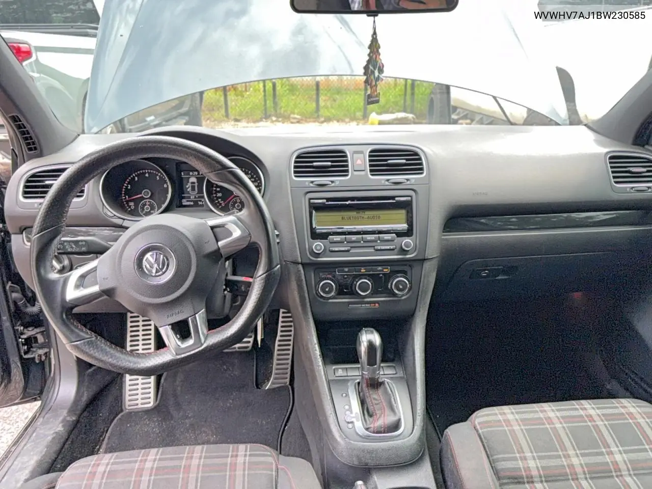 2011 Volkswagen Gti VIN: WVWHV7AJ1BW230585 Lot: 56339876