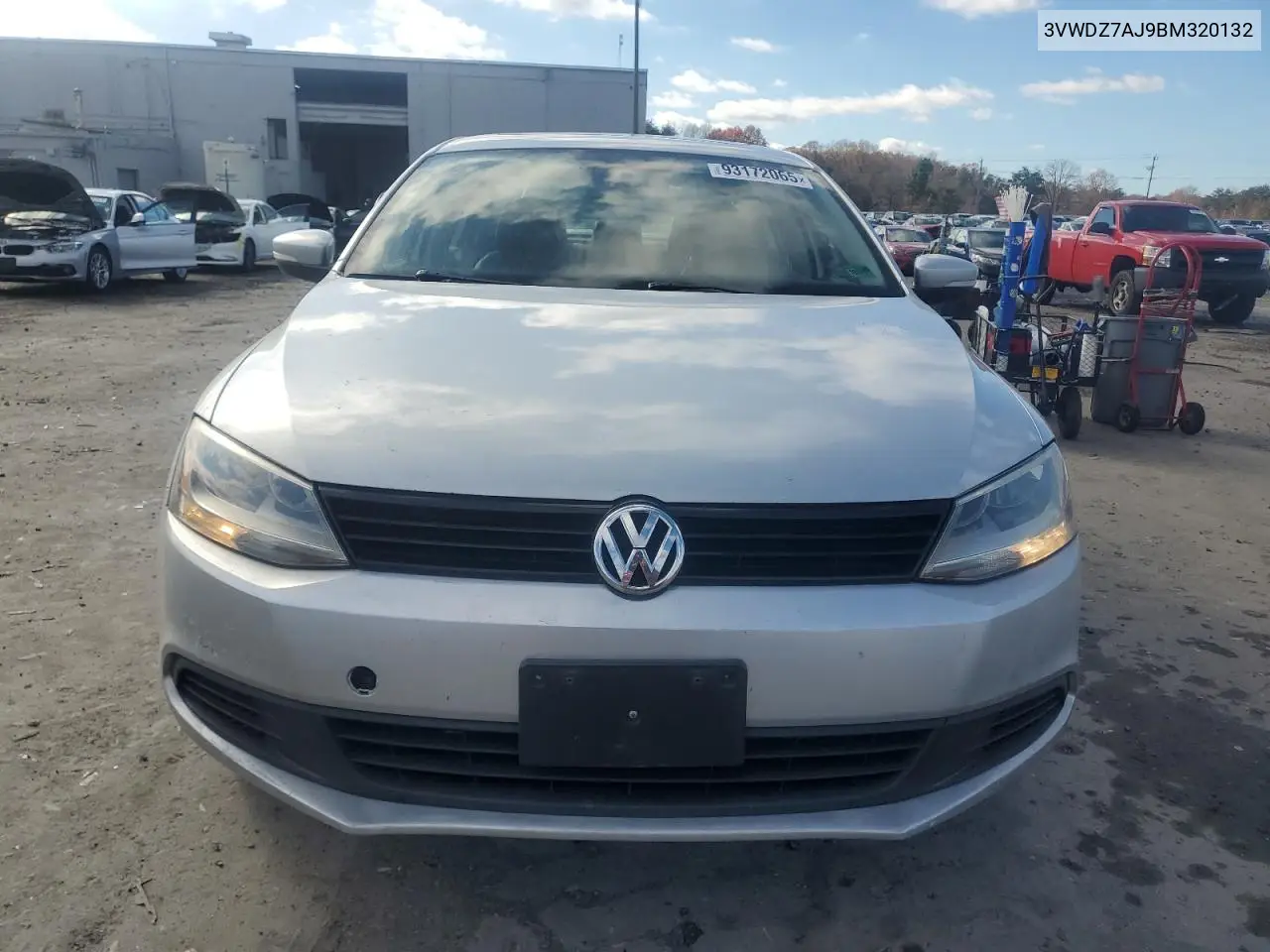 3VWDZ7AJ9BM320132 2011 Volkswagen Jetta