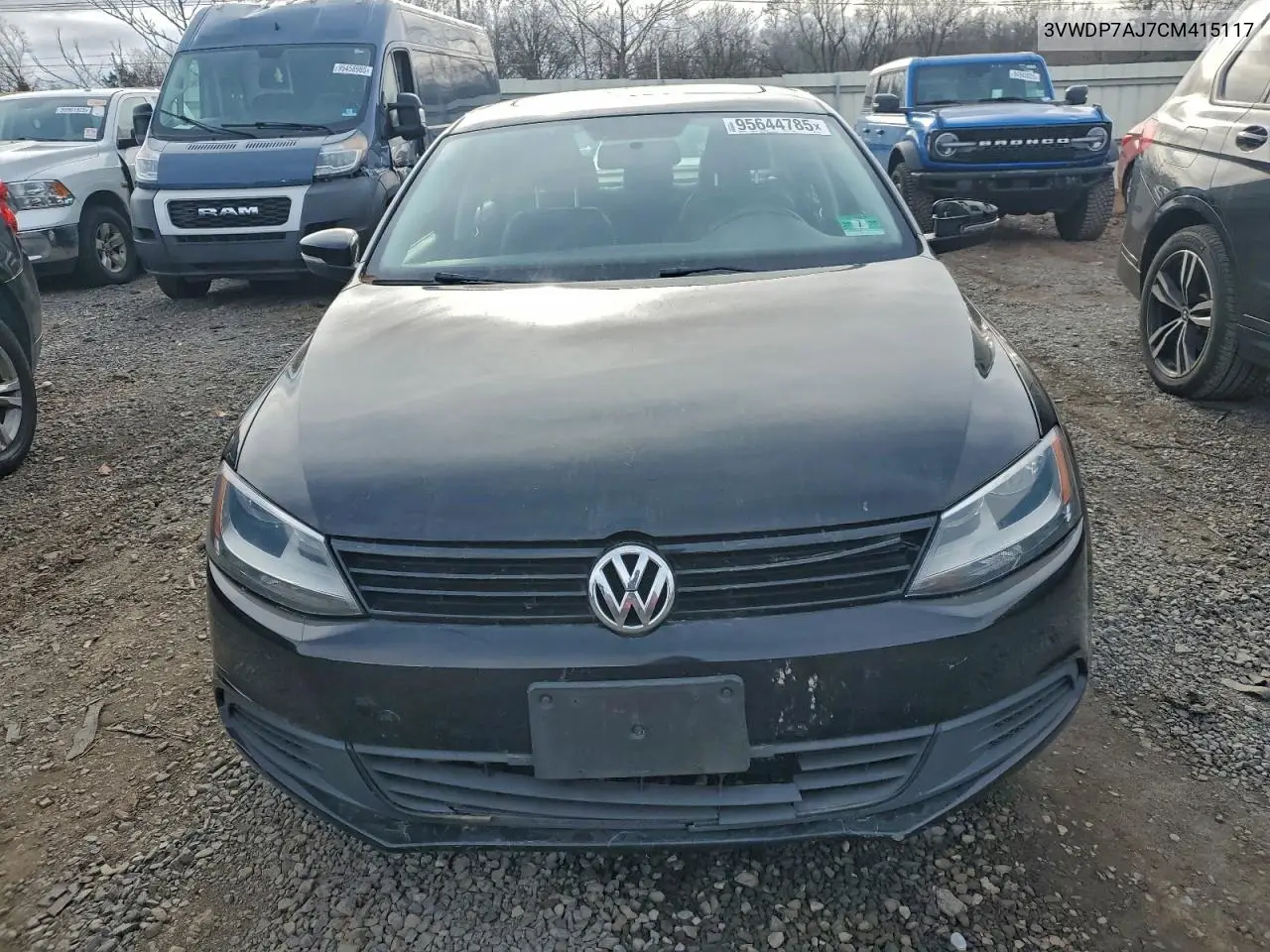 3VWDP7AJ7CM415117 2012 Volkswagen Jetta Se
