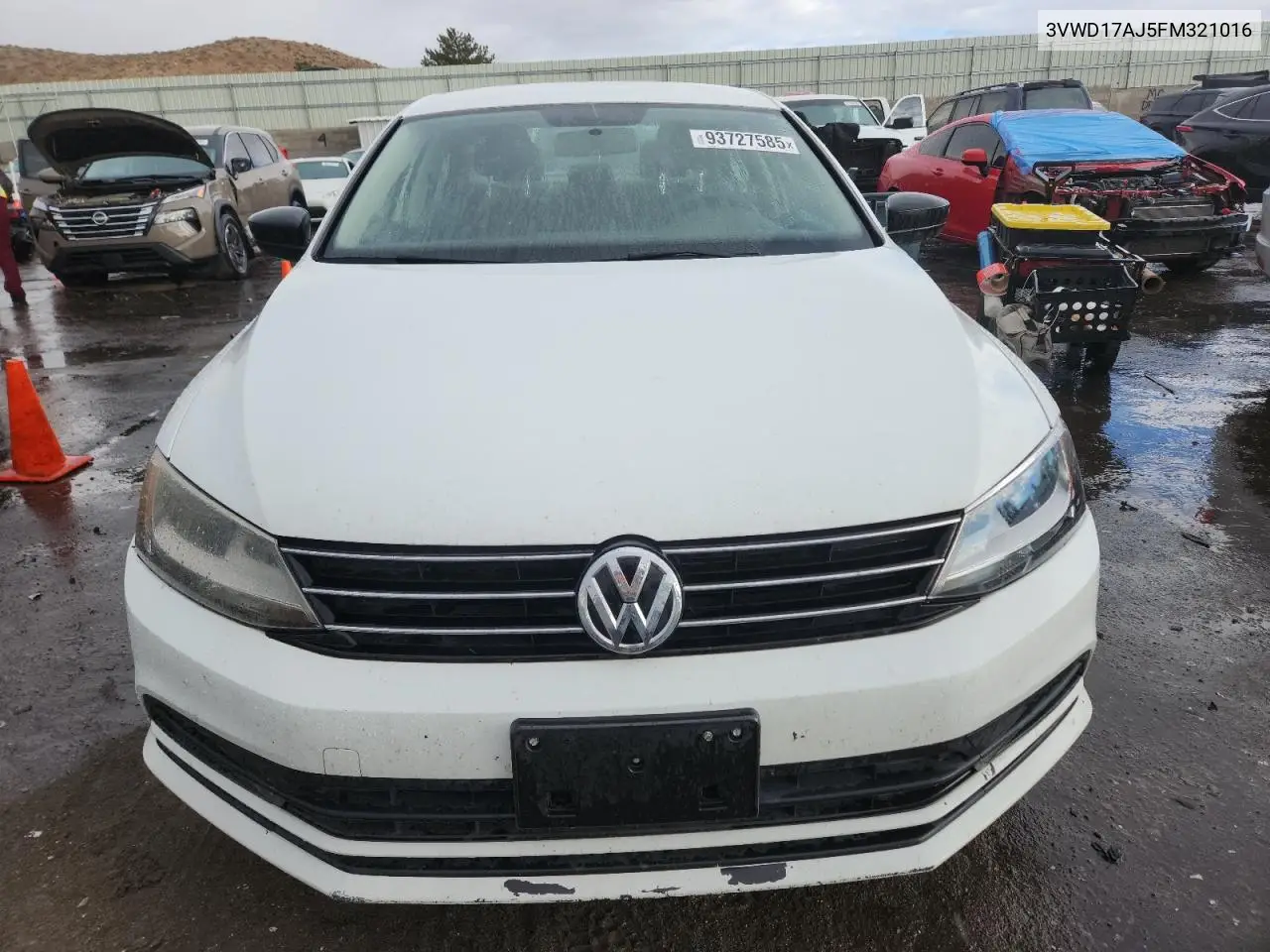 3VWD17AJ5FM321016 2015 Volkswagen Jetta Se