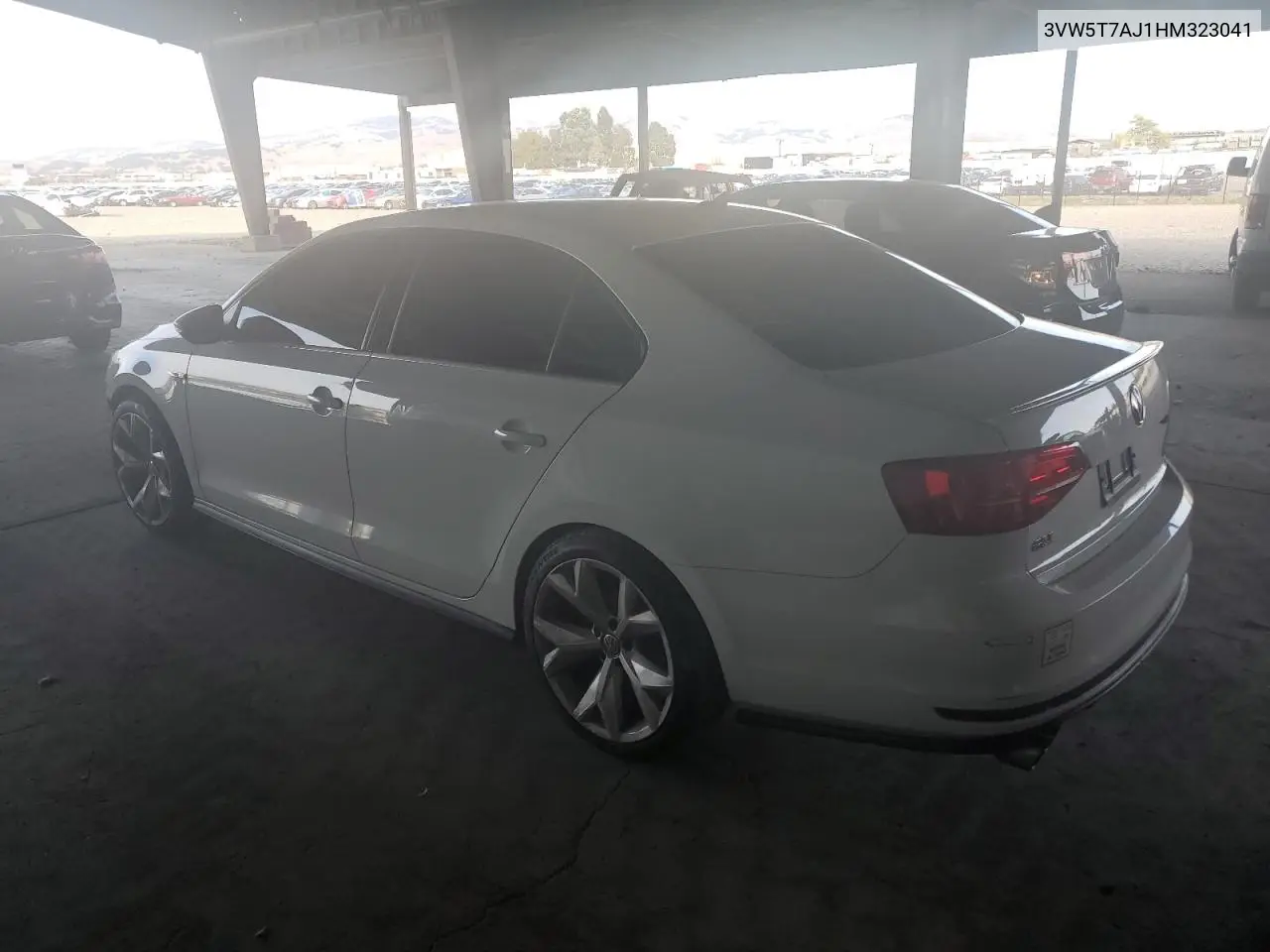 3VW5T7AJ1HM323041 2017 Volkswagen Jetta Gli