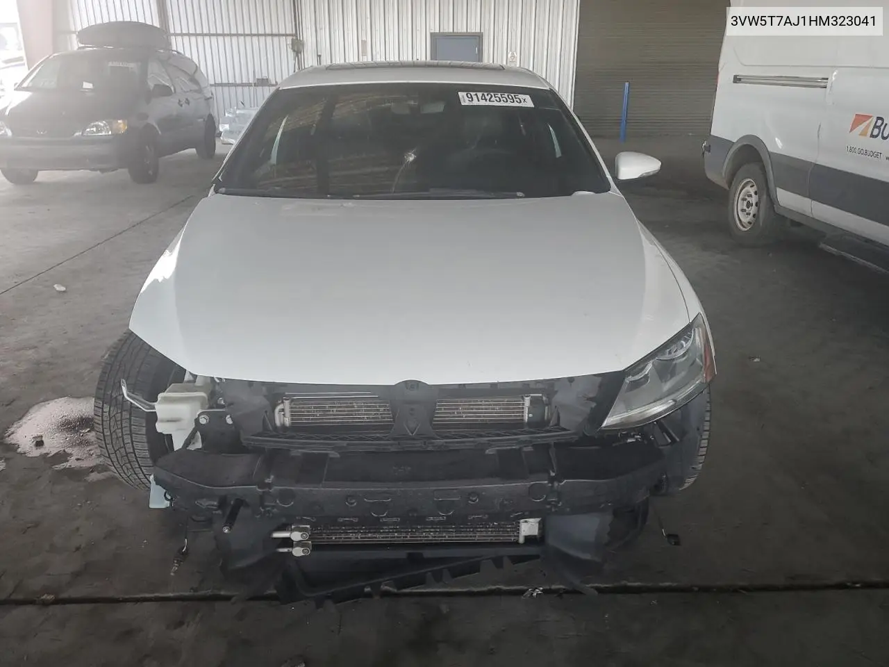 3VW5T7AJ1HM323041 2017 Volkswagen Jetta Gli