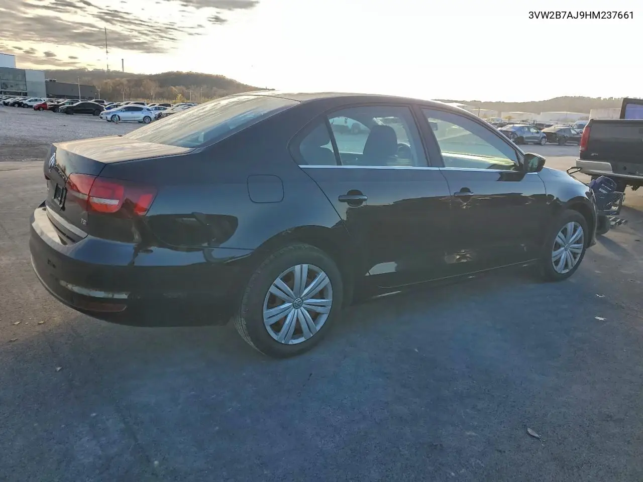 3VW2B7AJ9HM237661 2017 Volkswagen Jetta S
