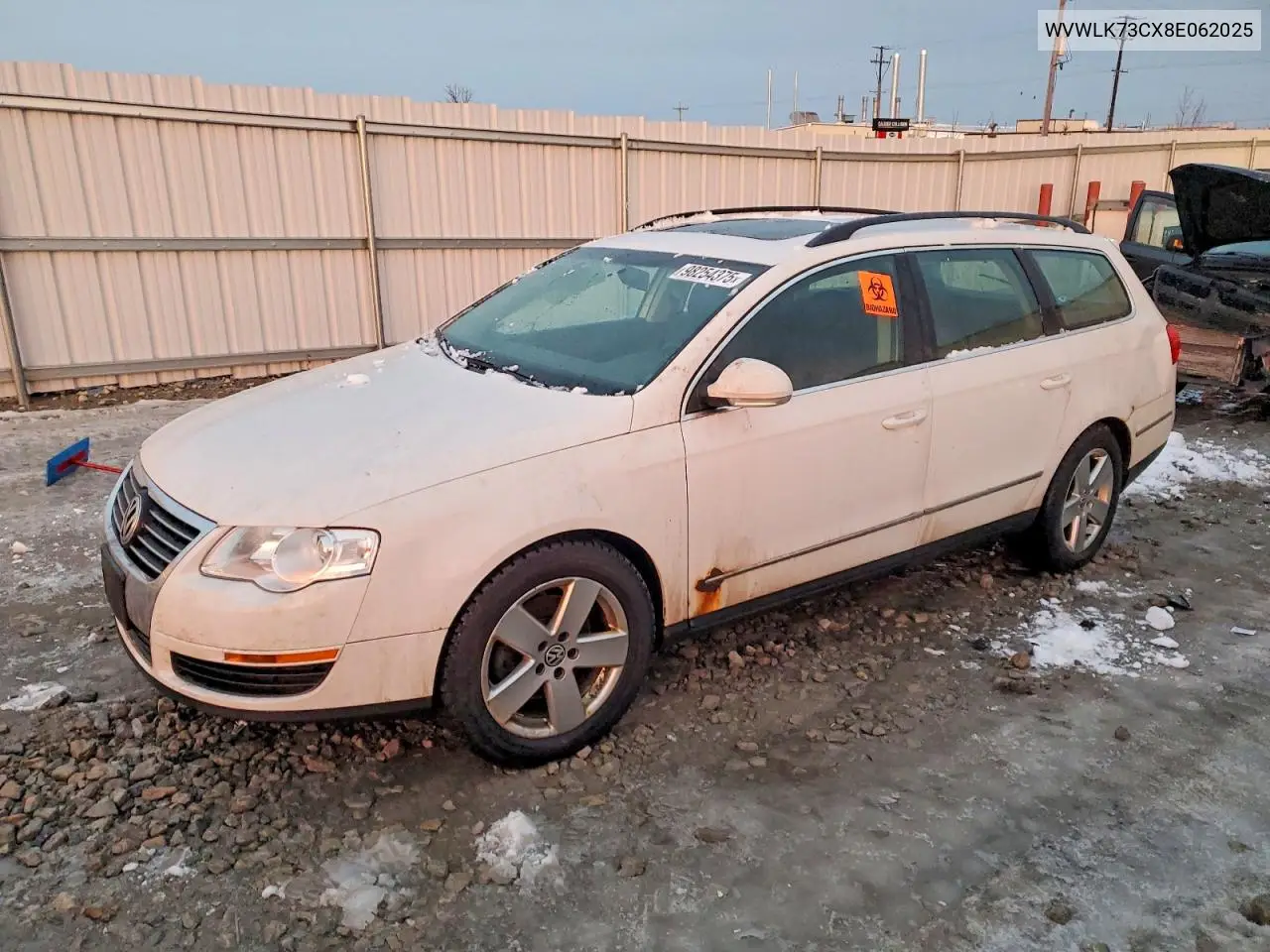 2008 Volkswagen Passat Wagon Komfort VIN: WVWLK73CX8E062025 Lot: 98254375