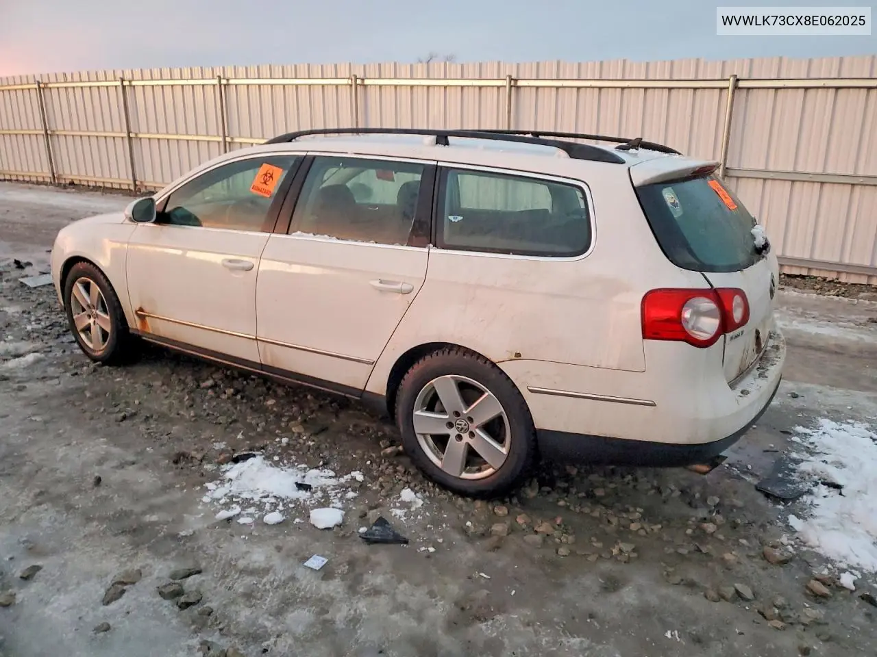 2008 Volkswagen Passat Wagon Komfort VIN: WVWLK73CX8E062025 Lot: 98254375