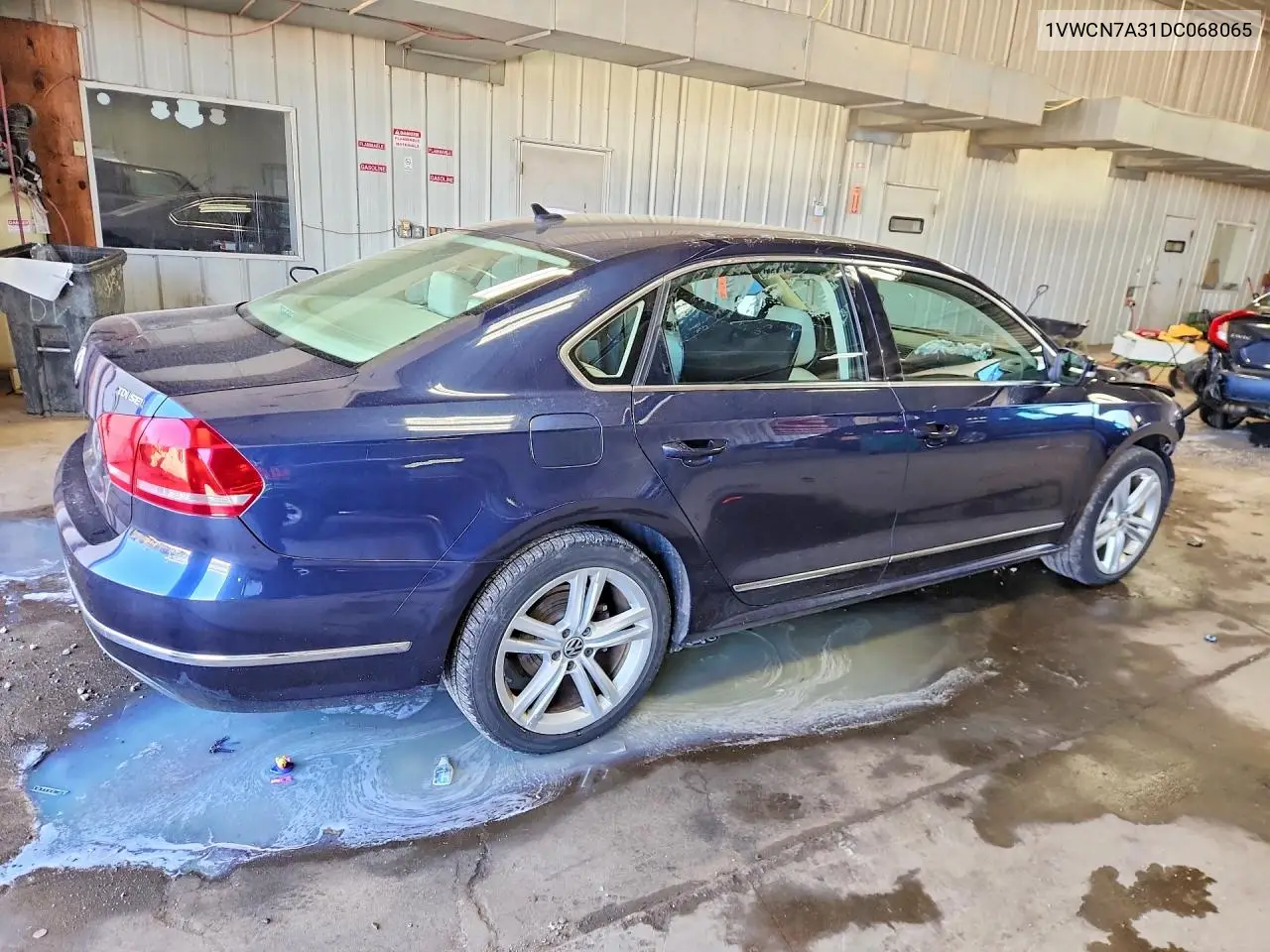 2013 Volkswagen Passat Sel VIN: 1VWCN7A31DC068065 Lot: 57499626