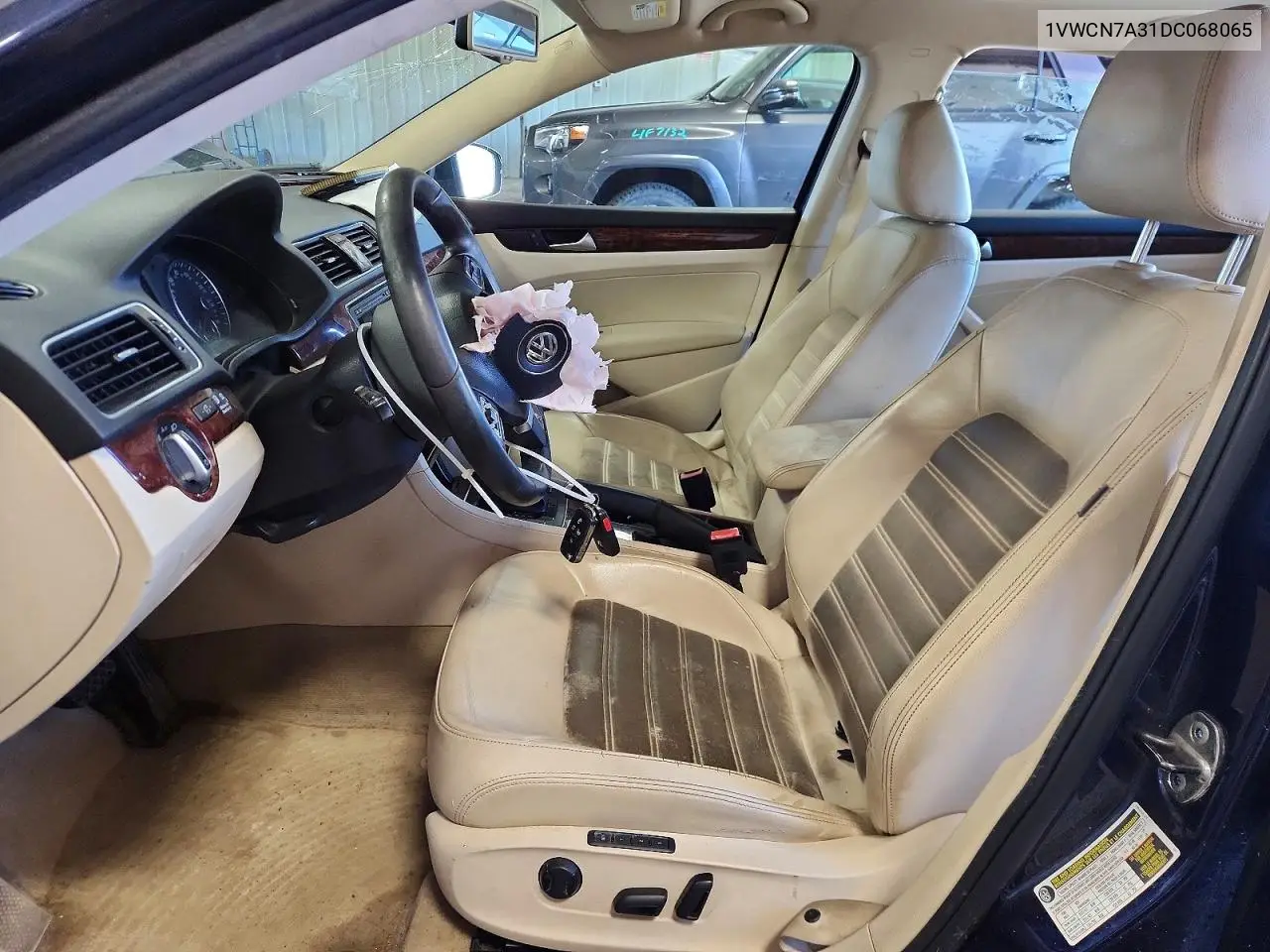 2013 Volkswagen Passat Sel VIN: 1VWCN7A31DC068065 Lot: 57499626