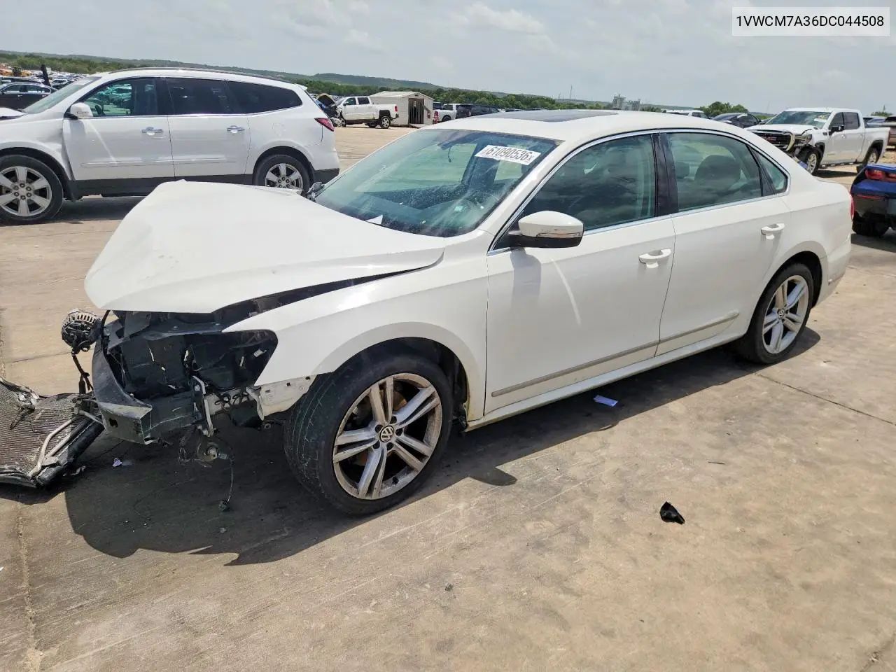 2013 Volkswagen Passat Sel VIN: 1VWCM7A36DC044508 Lot: 61090536