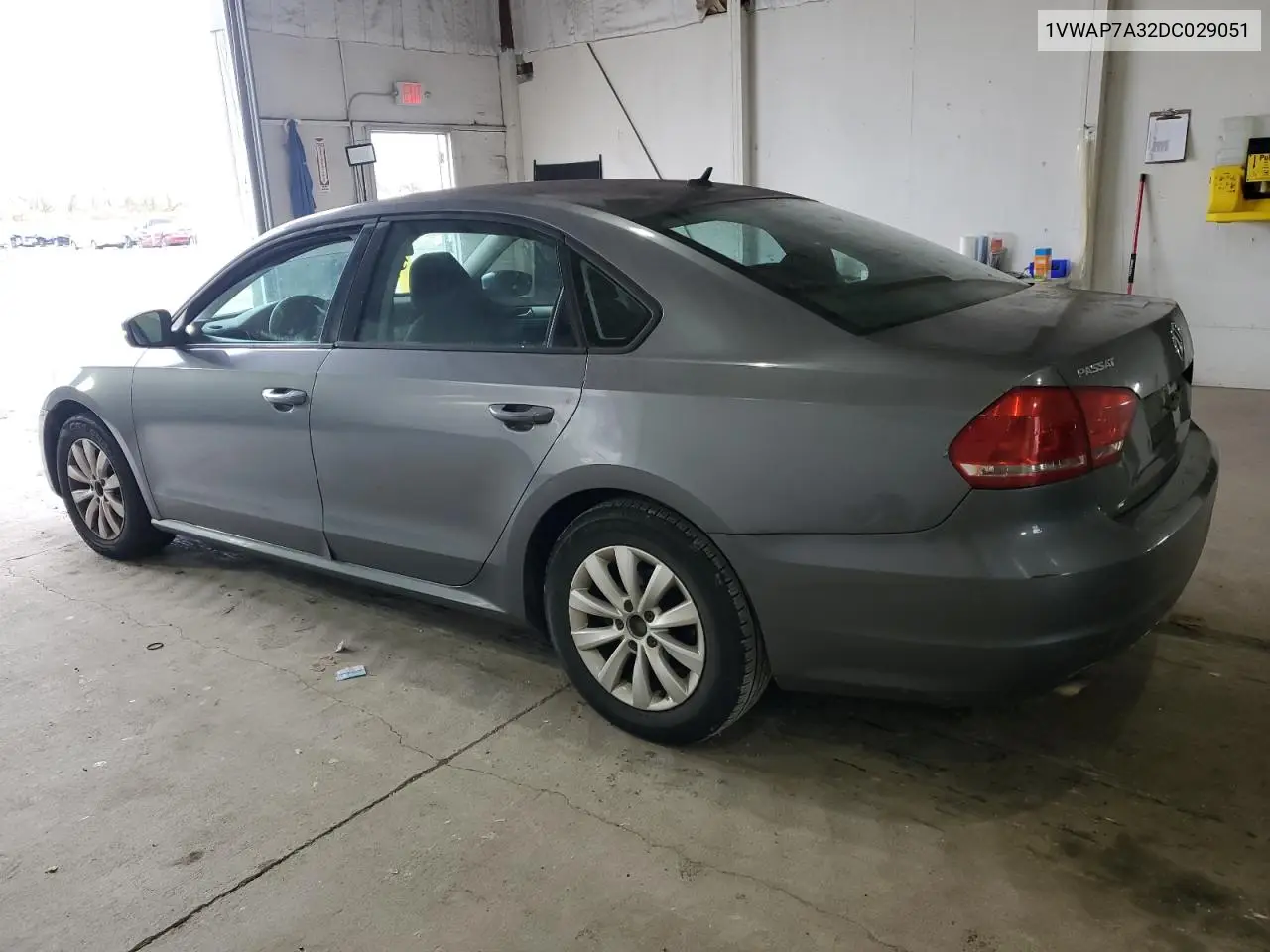 1VWAP7A32DC029051 2013 Volkswagen Passat S