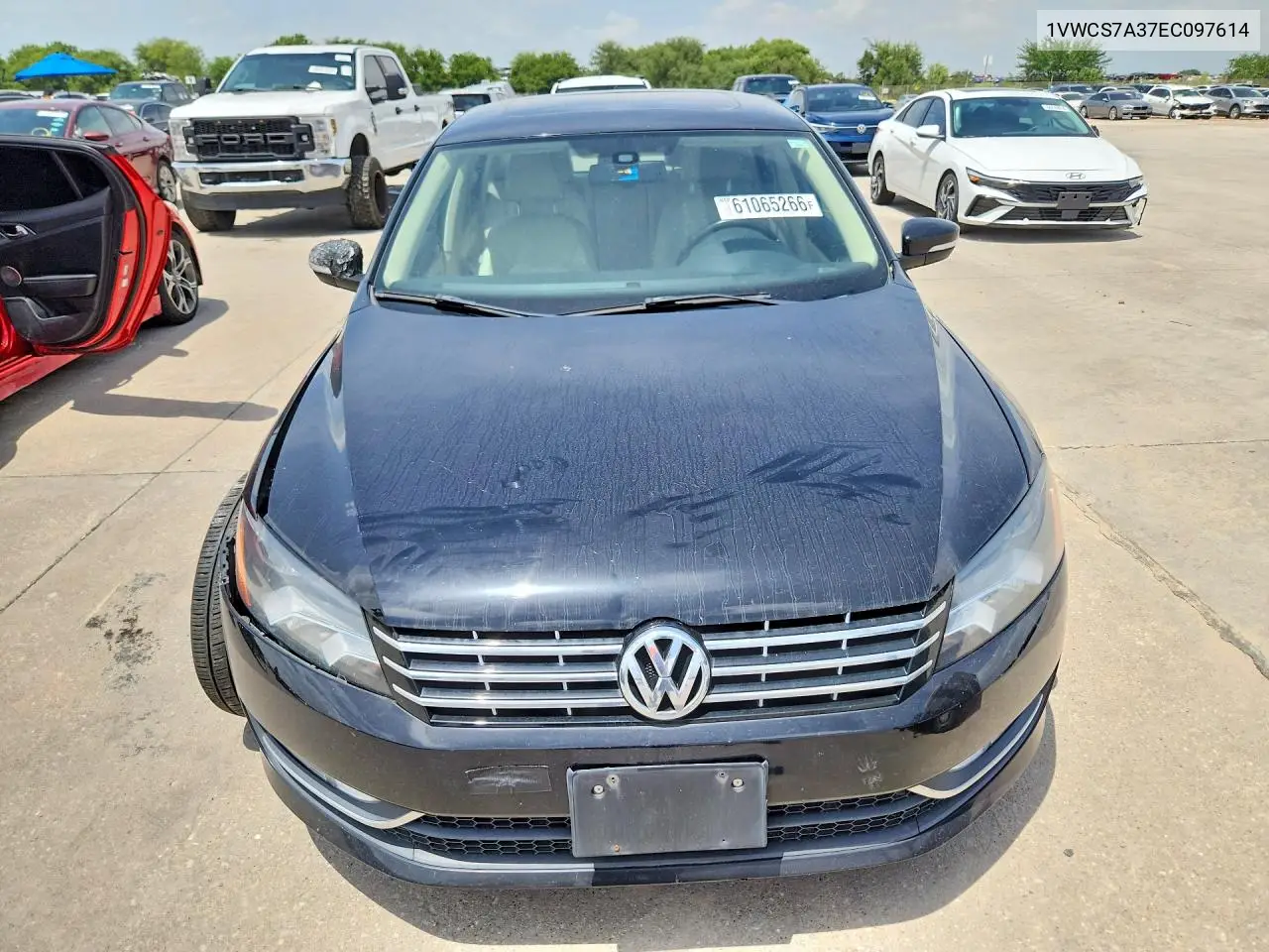 2014 Volkswagen Passat Sel VIN: 1VWCS7A37EC097614 Lot: 61065266