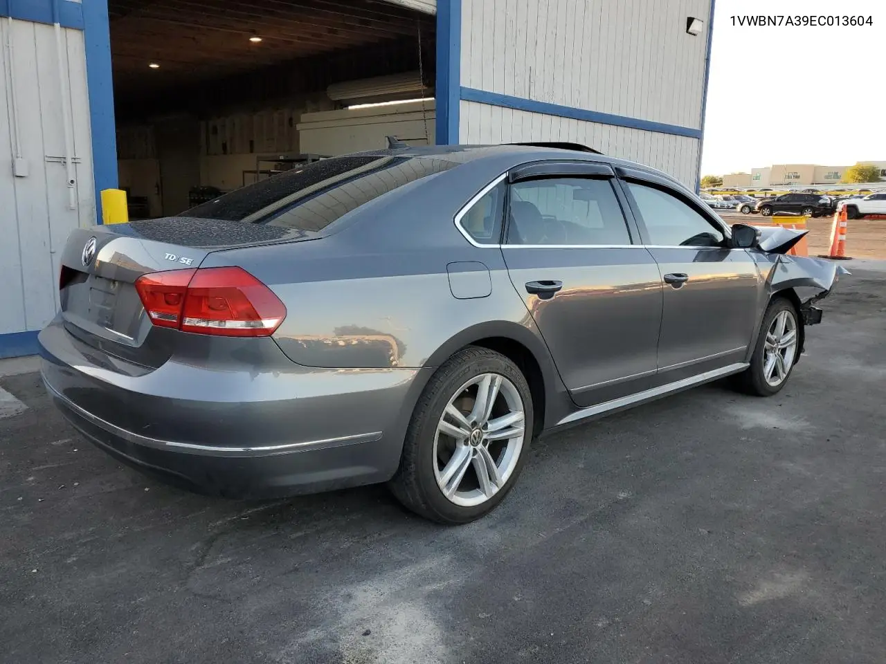 1VWBN7A39EC013604 2014 Volkswagen Passat Se