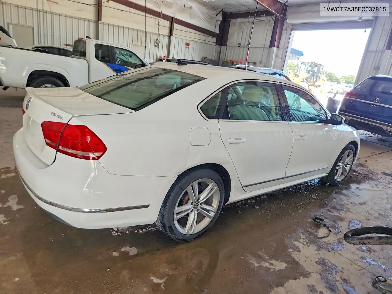 2015 Volkswagen Passat Sel VIN: 1VWCT7A35FC037815 Lot: 60641116