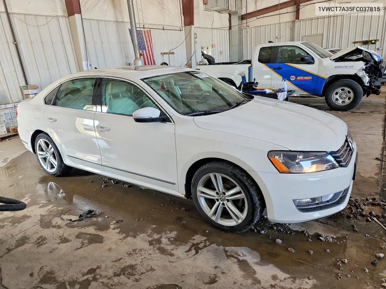2015 Volkswagen Passat Sel VIN: 1VWCT7A35FC037815 Lot: 60641116