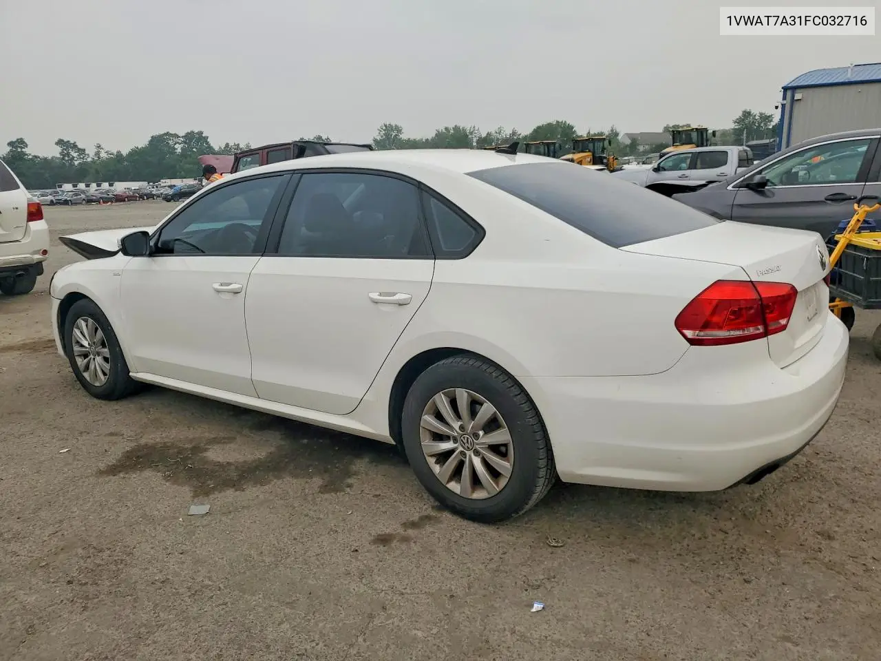 2015 Volkswagen Passat S VIN: 1VWAT7A31FC032716 Lot: 61115716