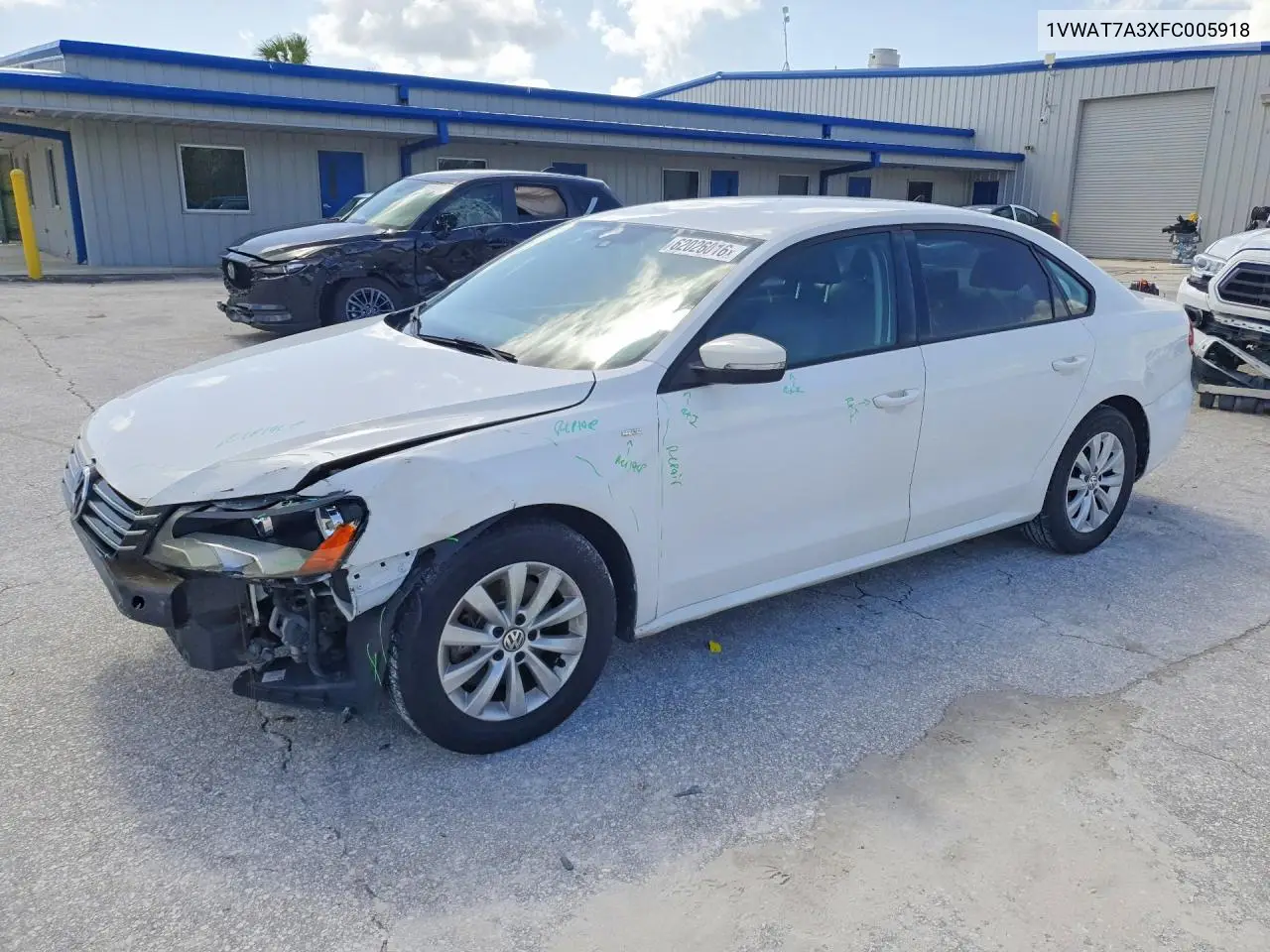 2015 Volkswagen Passat S VIN: 1VWAT7A3XFC005918 Lot: 62026016