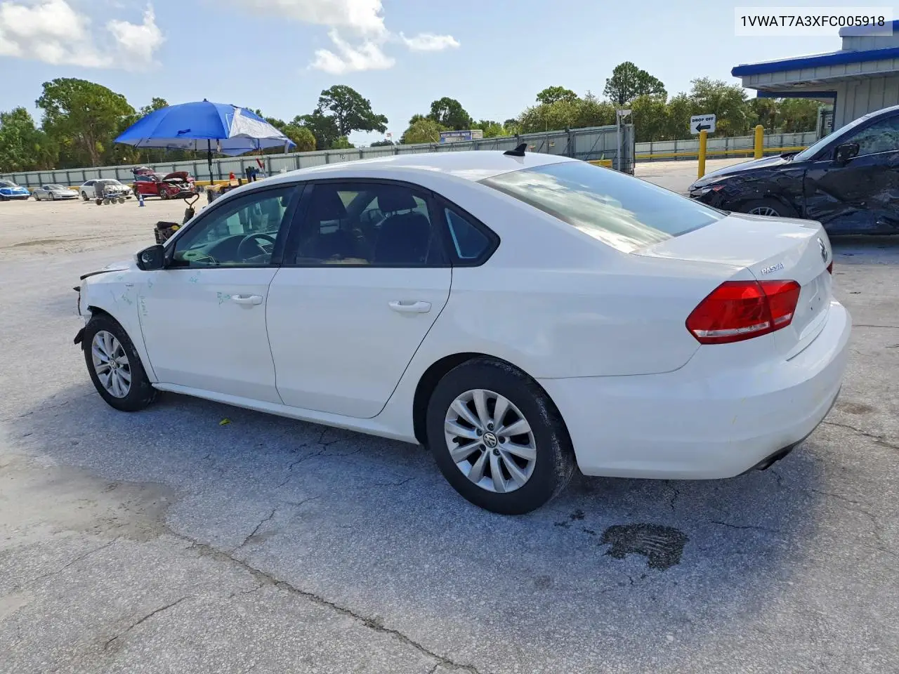 2015 Volkswagen Passat S VIN: 1VWAT7A3XFC005918 Lot: 62026016