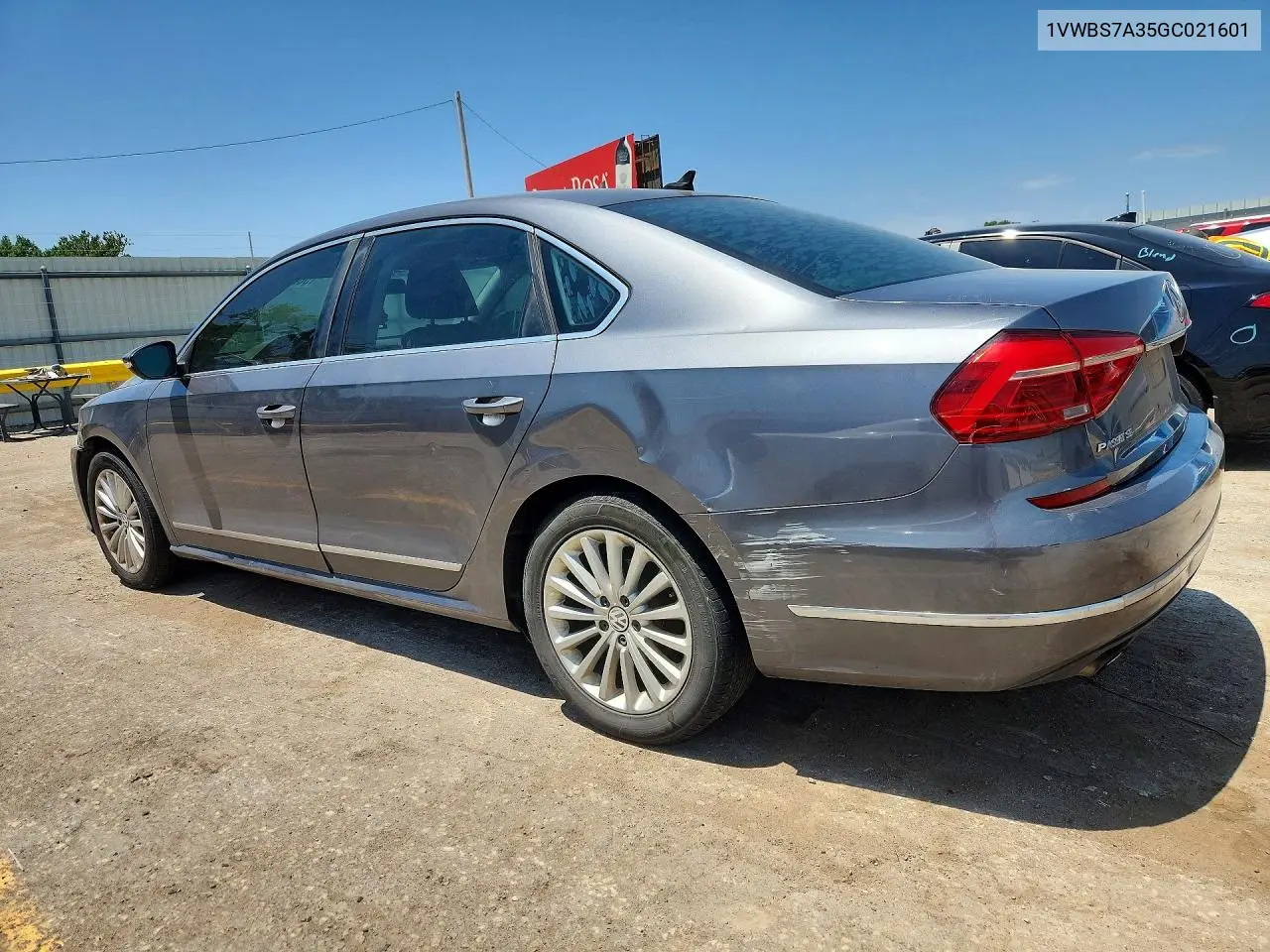 2016 Volkswagen Passat VIN: 1VWBS7A35GC021601 Lot: 56370426