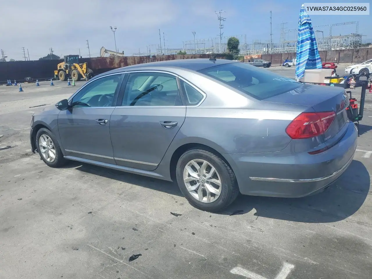 2016 Volkswagen Passat S VIN: 1VWAS7A34GC025960 Lot: 61672936