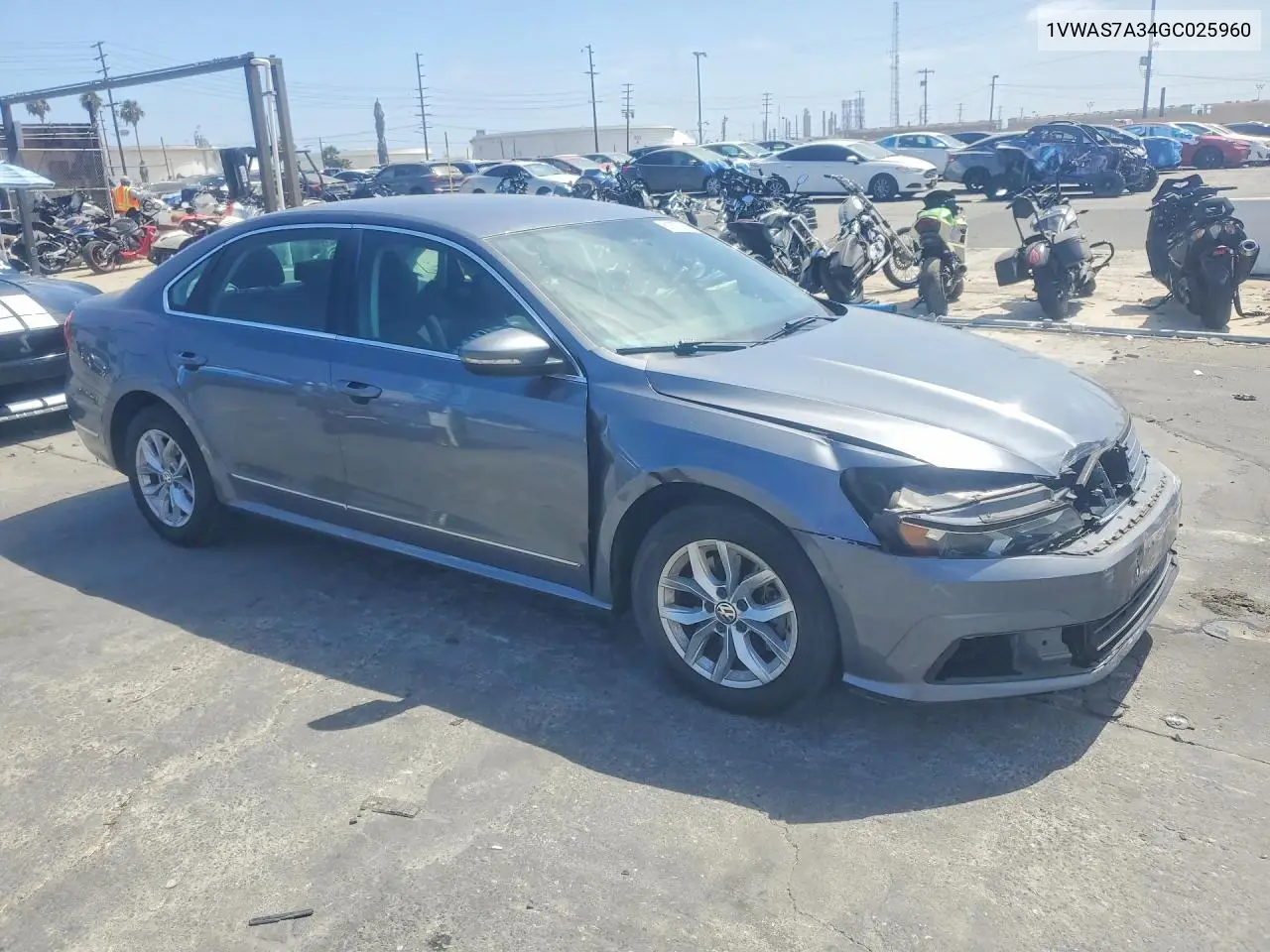 2016 Volkswagen Passat S VIN: 1VWAS7A34GC025960 Lot: 61672936