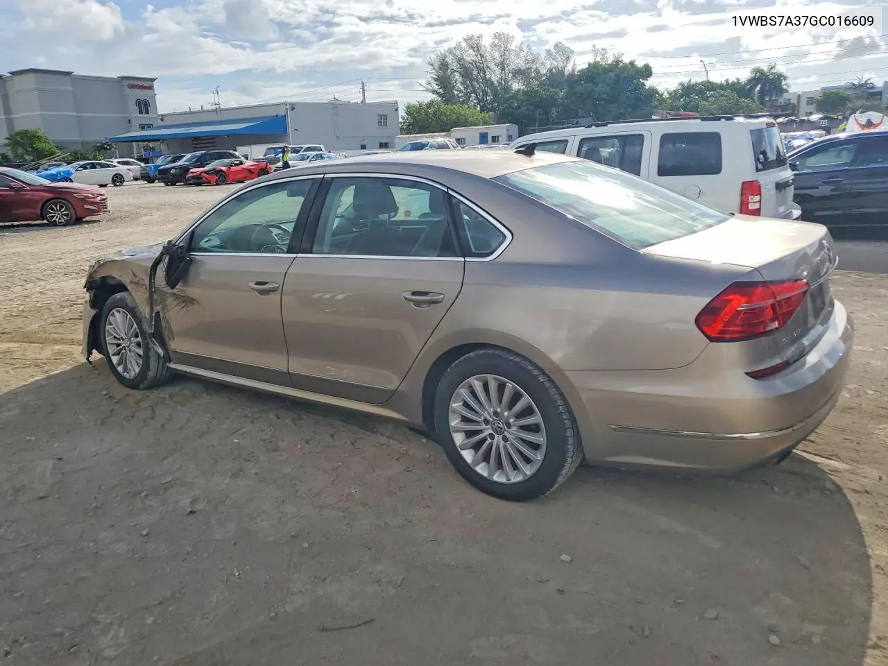 2016 Volkswagen Passat Se VIN: 1VWBS7A37GC016609 Lot: 62248156