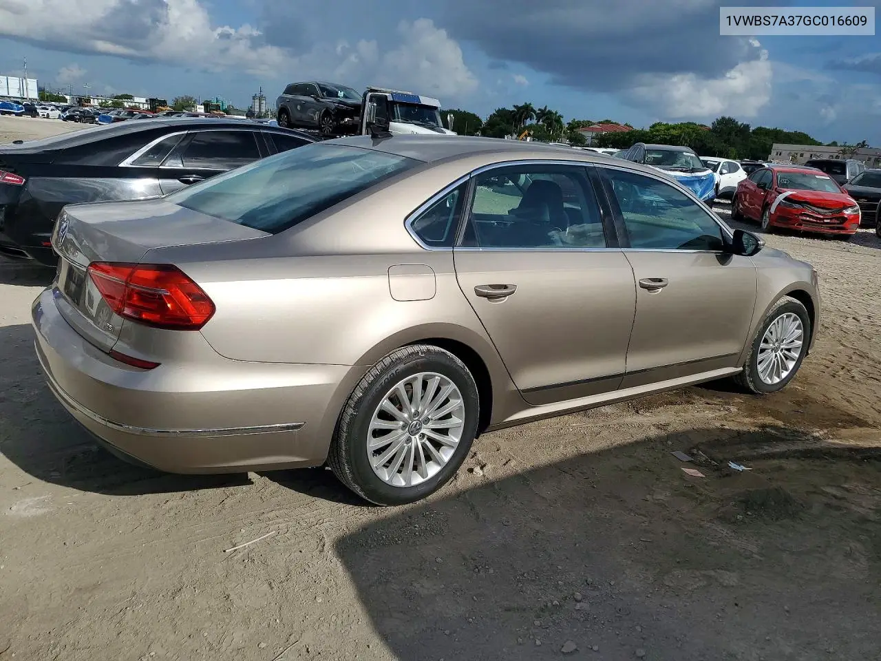2016 Volkswagen Passat Se VIN: 1VWBS7A37GC016609 Lot: 62248156