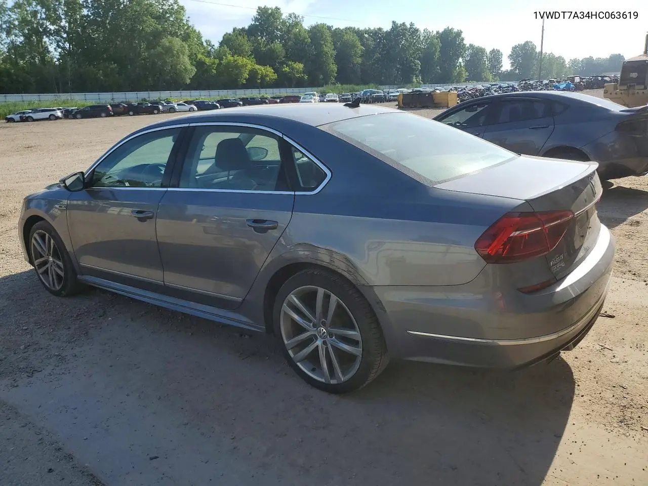 2017 Volkswagen Passat R-Line VIN: 1VWDT7A34HC063619 Lot: 60592896