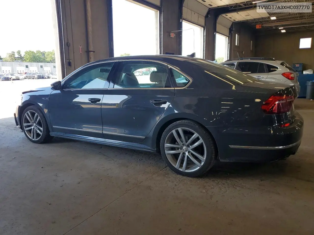 2017 Volkswagen Passat R-Line VIN: 1VWDT7A3XHC037770 Lot: 61180536