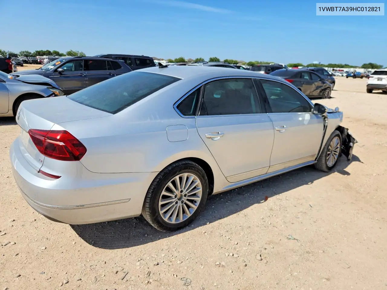 2017 Volkswagen Passat Se VIN: 1VWBT7A39HC012821 Lot: 61311366