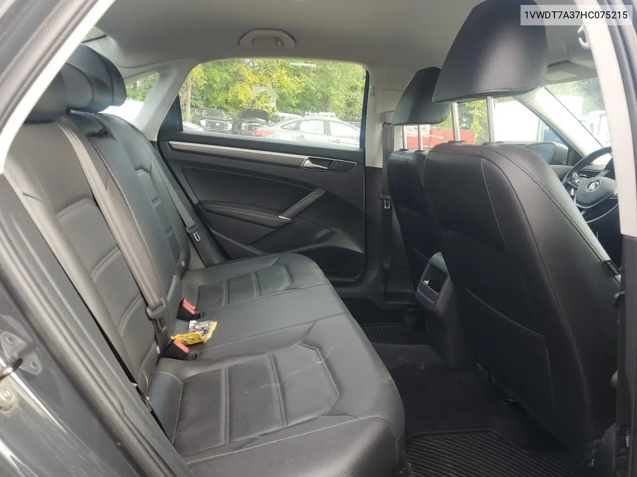 1VWDT7A37HC075215 2017 Volkswagen Passat R-Line