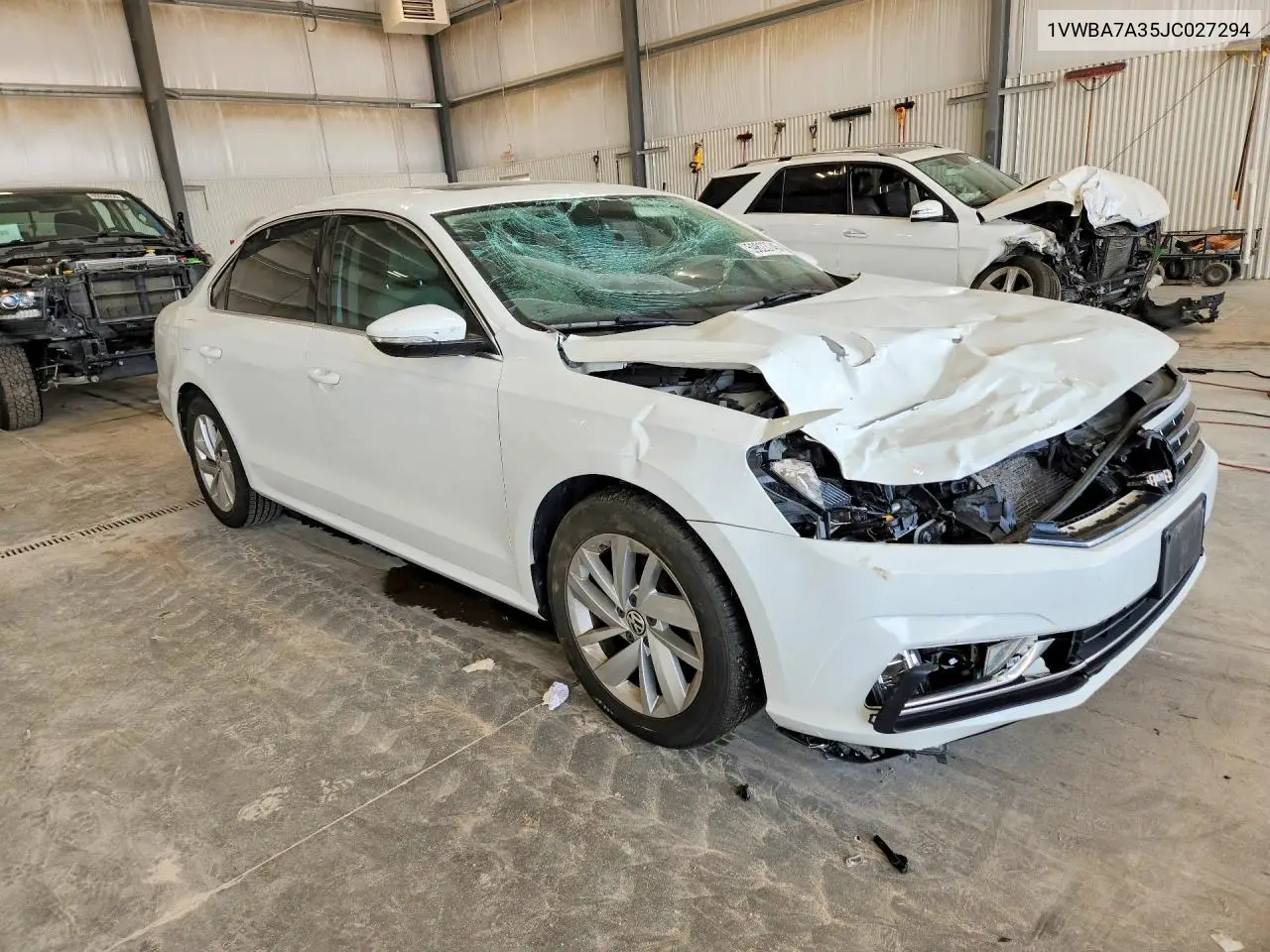 2018 Volkswagen Passat Se VIN: 1VWBA7A35JC027294 Lot: 59823746