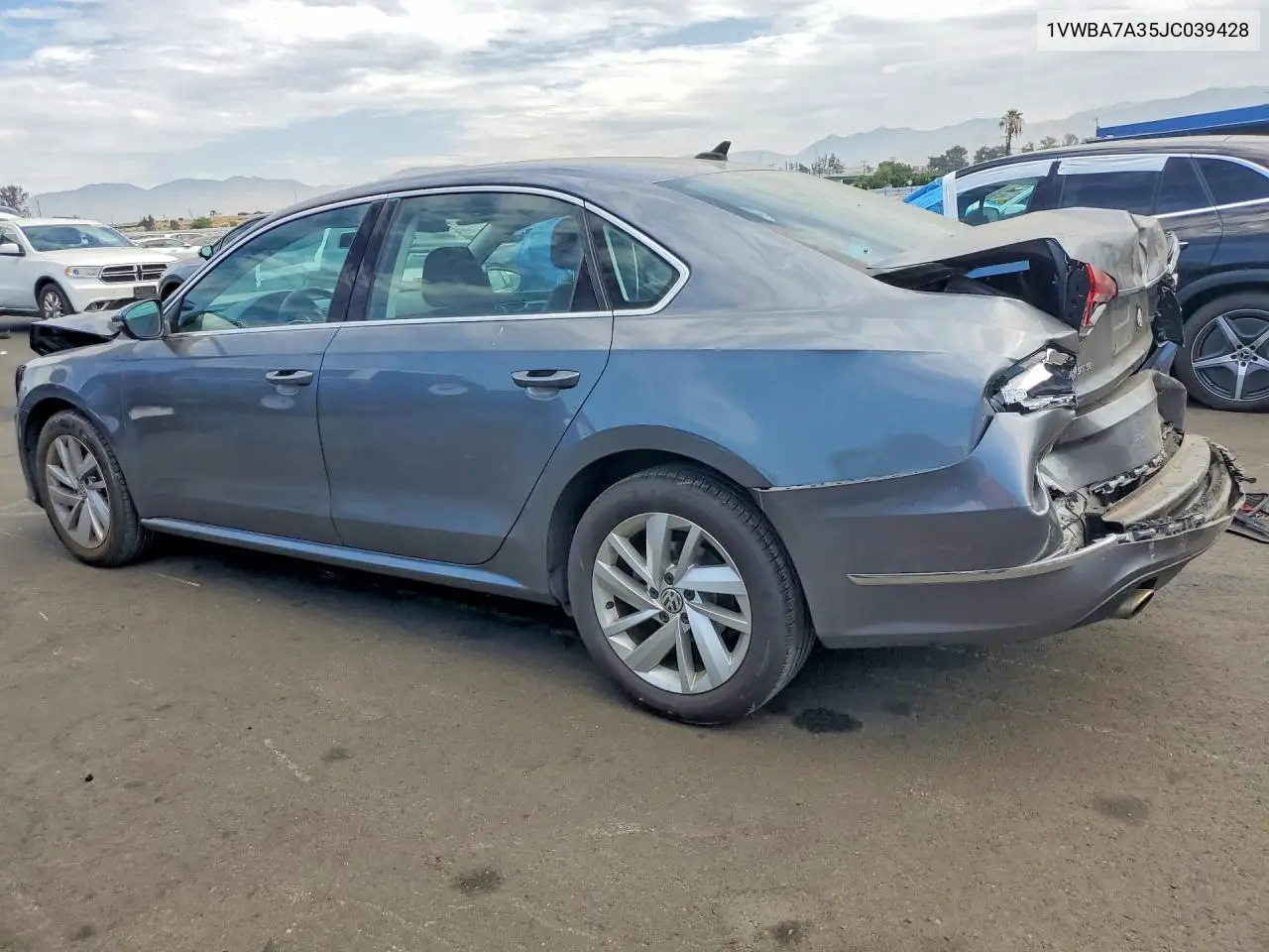 2018 Volkswagen Passat Se VIN: 1VWBA7A35JC039428 Lot: 60227176