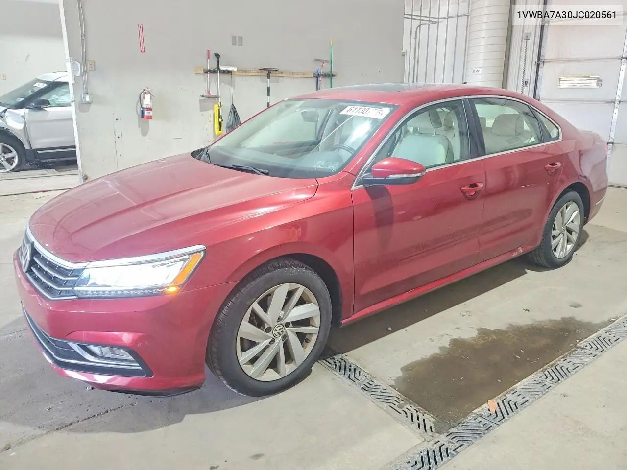 2018 Volkswagen Passat Se VIN: 1VWBA7A30JC020561 Lot: 61130776