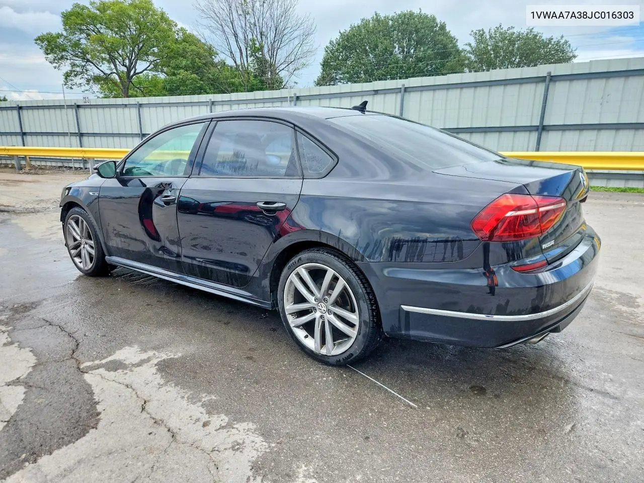 2018 Volkswagen Passat S VIN: 1VWAA7A38JC016303 Lot: 61215996