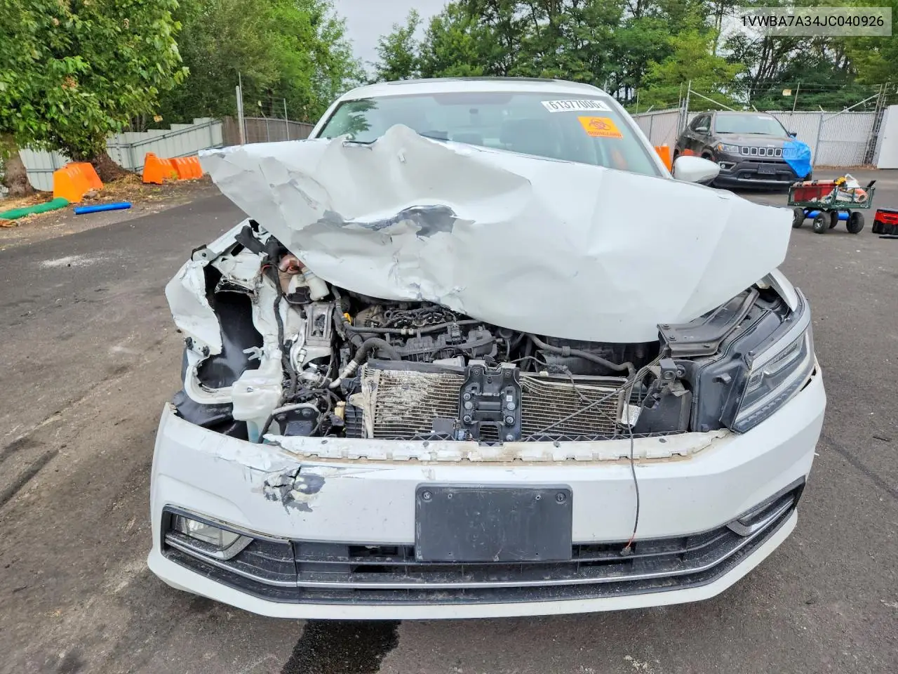 2018 Volkswagen Passat Se VIN: 1VWBA7A34JC040926 Lot: 61377006
