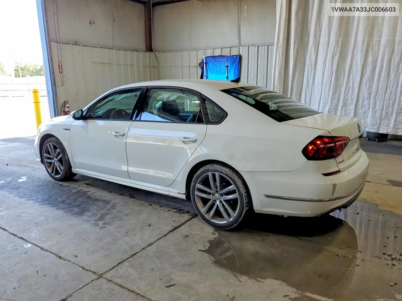 2018 Volkswagen Passat S VIN: 1VWAA7A33JC006603 Lot: 61577186