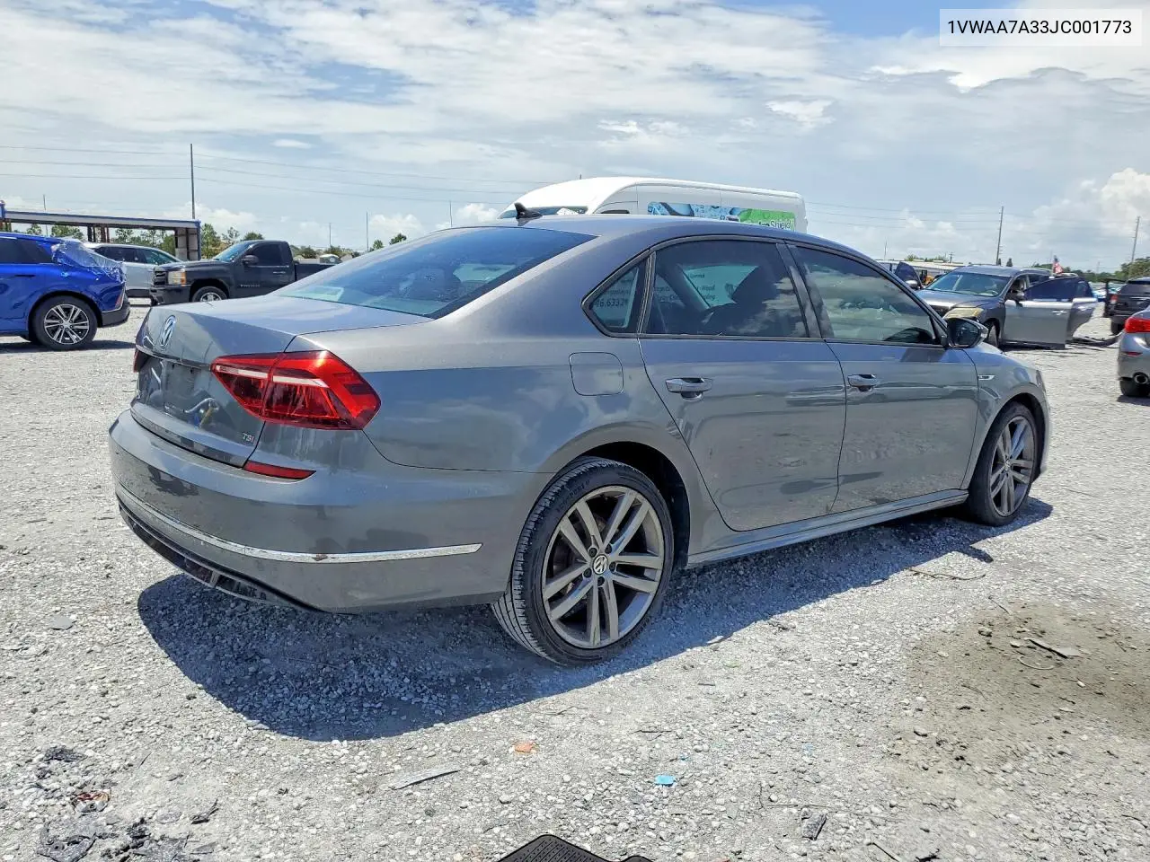 2018 Volkswagen Passat S/R-Line VIN: 1VWAA7A33JC001773 Lot: 61578476