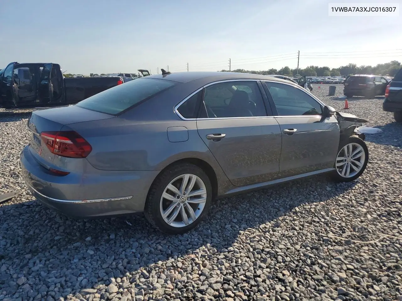 2018 Volkswagen Passat Se VIN: 1VWBA7A3XJC016307 Lot: 61693446