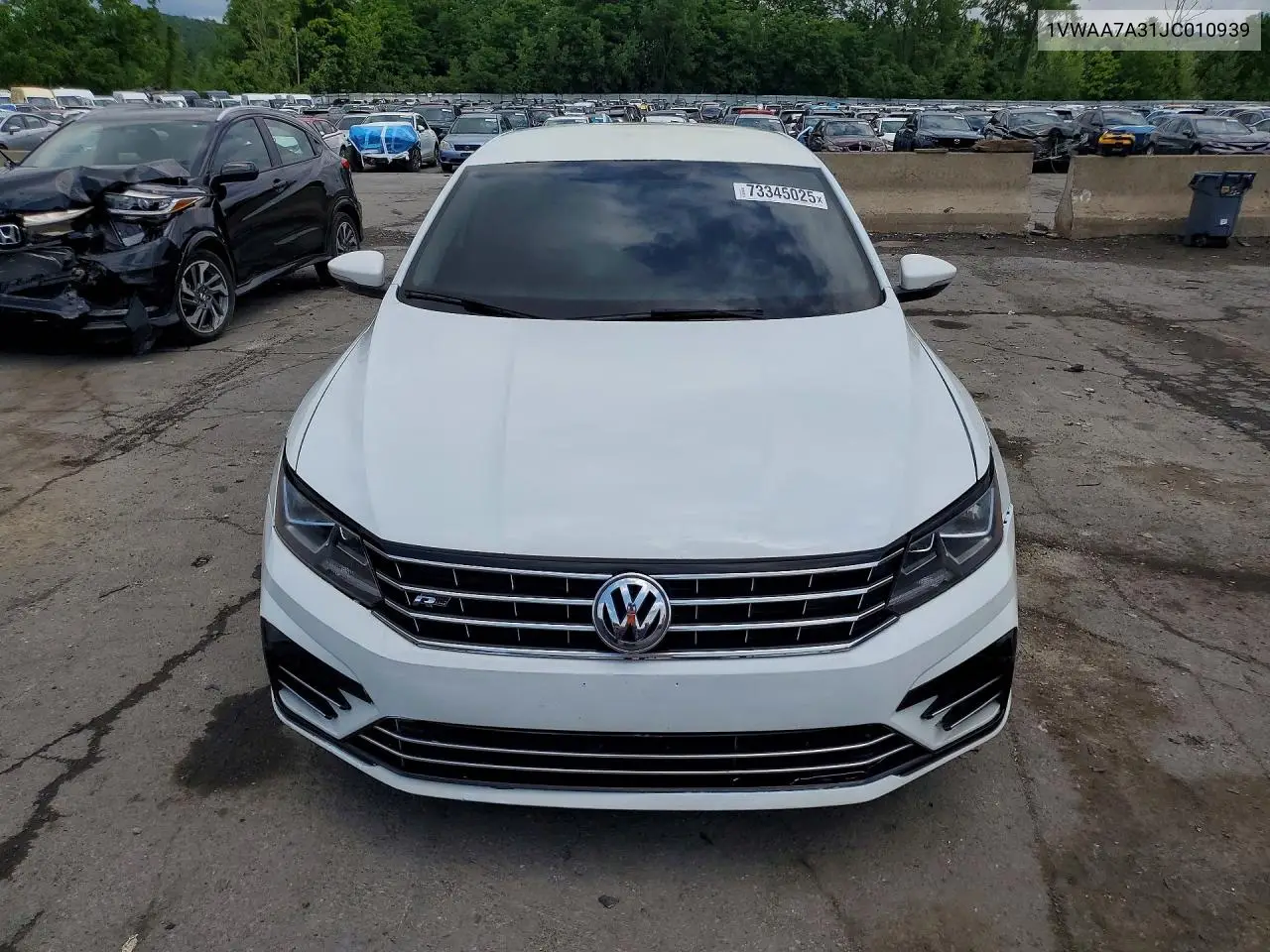 1VWAA7A31JC010939 2018 Volkswagen Passat S