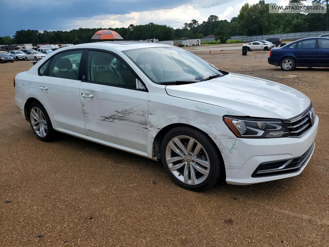 2019 Volkswagen Passat Wolfsburg VIN: 1VWLA7A32KC008076 Lot: 59605416